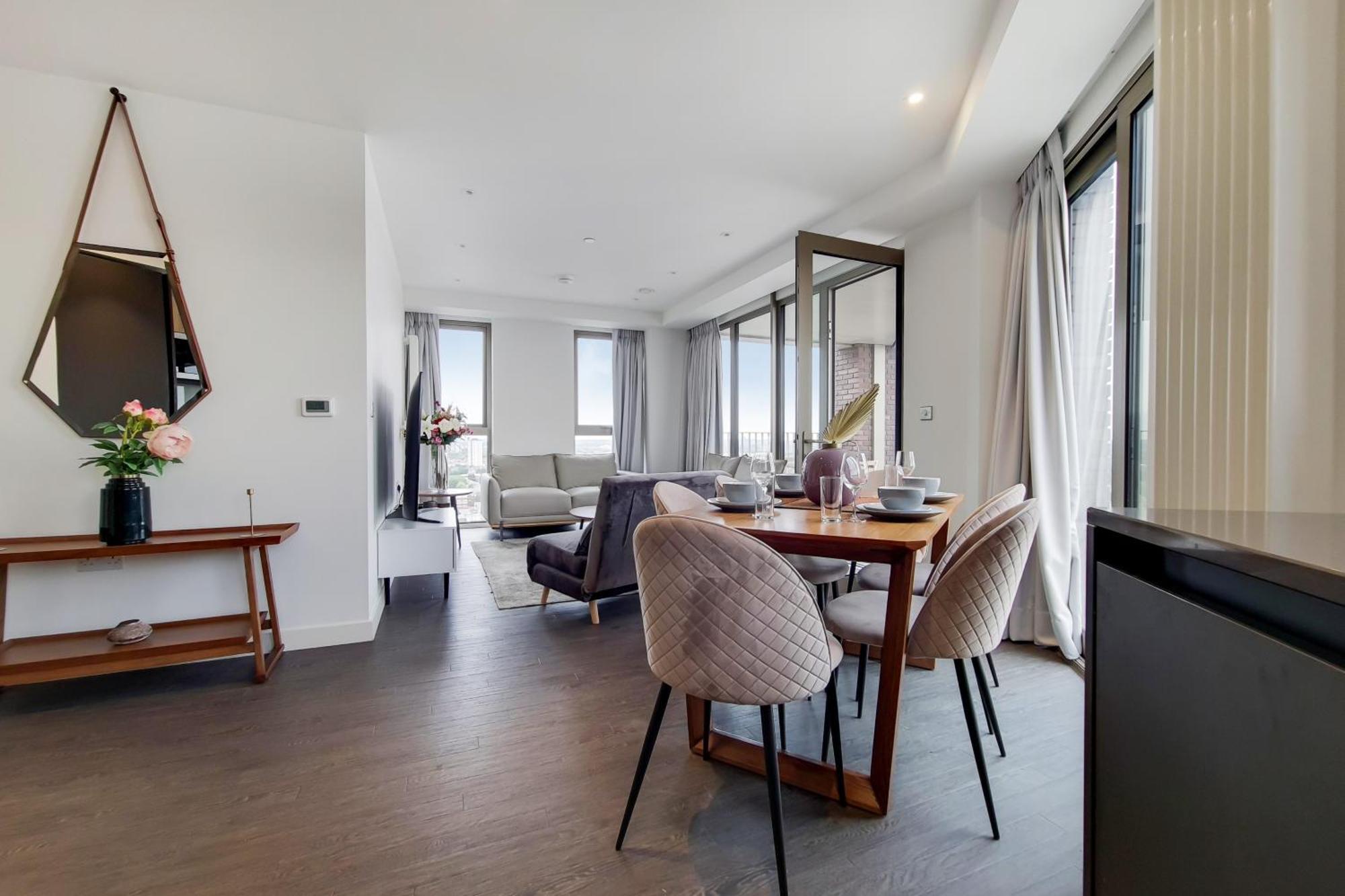 Deluxe Three Bedroom Apartment By London Excel Stays Экстерьер фото